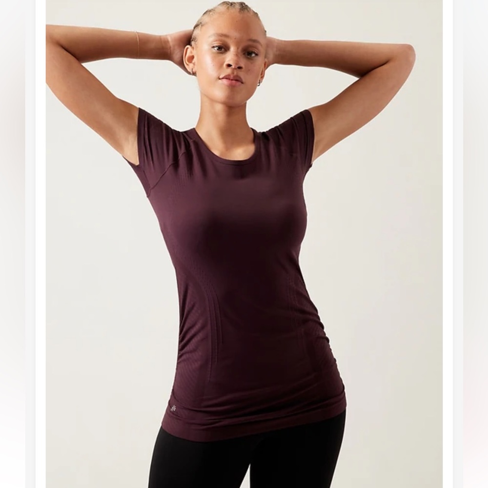 Athleta Speedlight Seamless Tee
